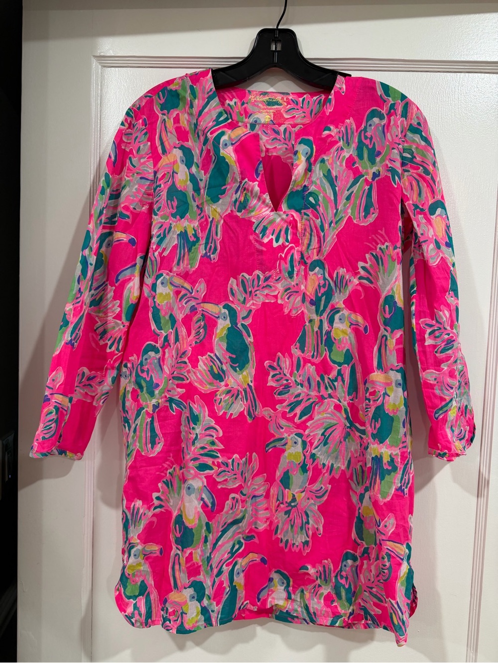 Lilly Pulitzer Hot Pink Tropical Parrot Tunic XS